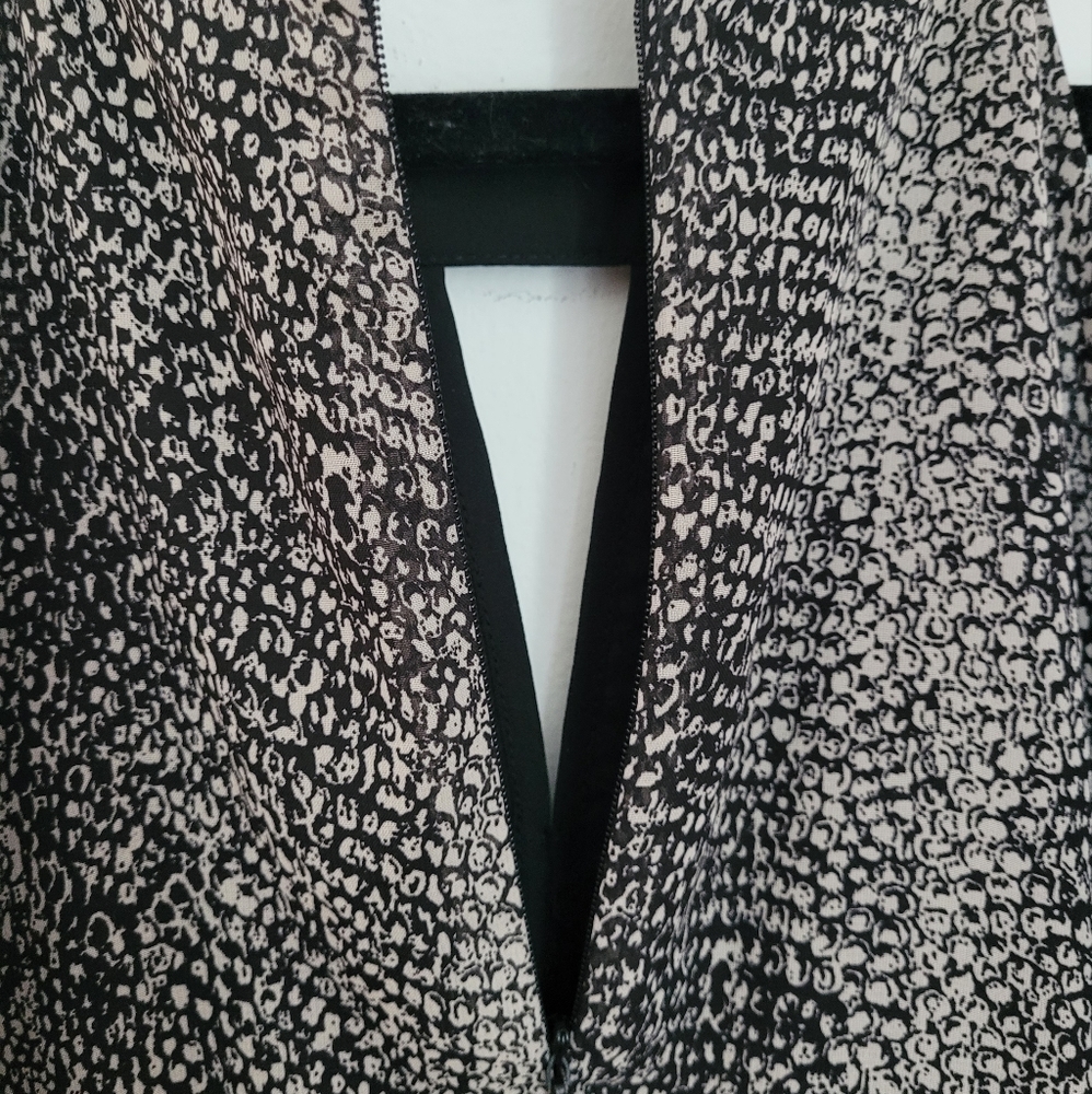 Dress - Picture 11 of 12